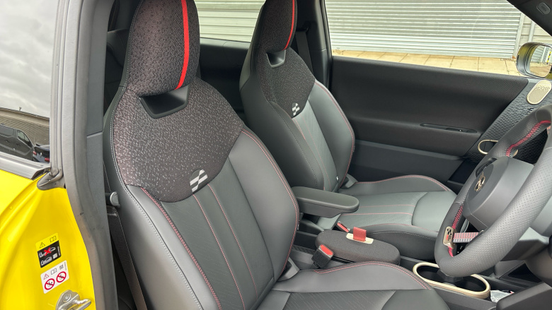 MINI Cooper 135kW E Sport 41kWh 3dr Auto Electric Hatchback